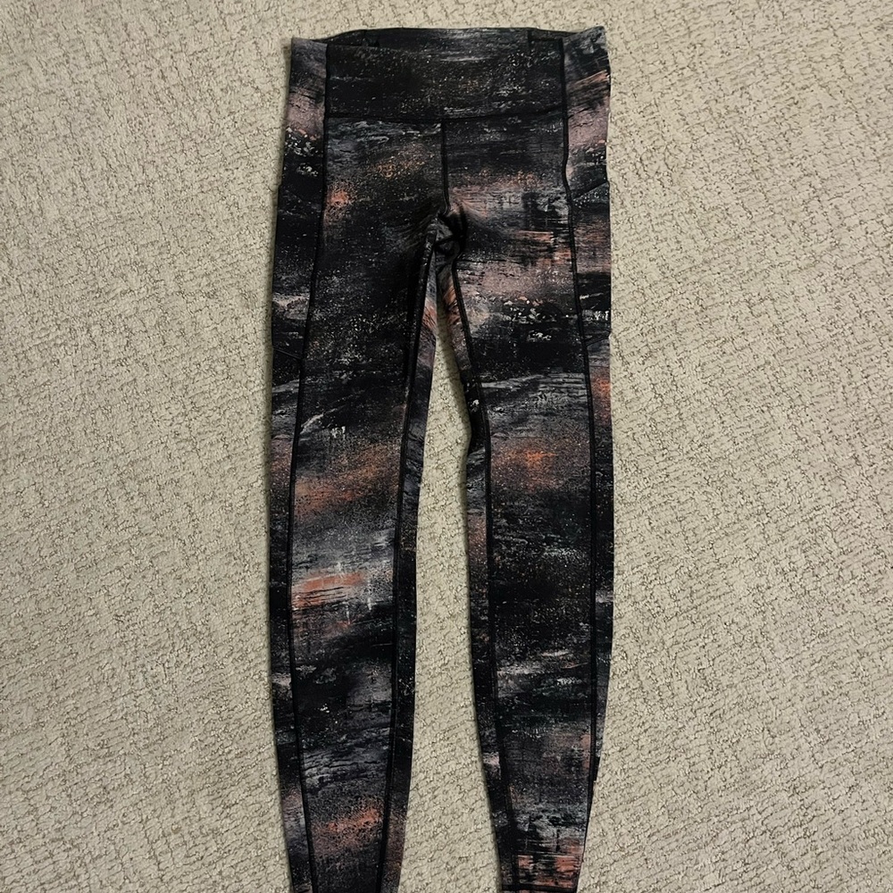 Lululemon Galaxy Print Leggings with Pockets